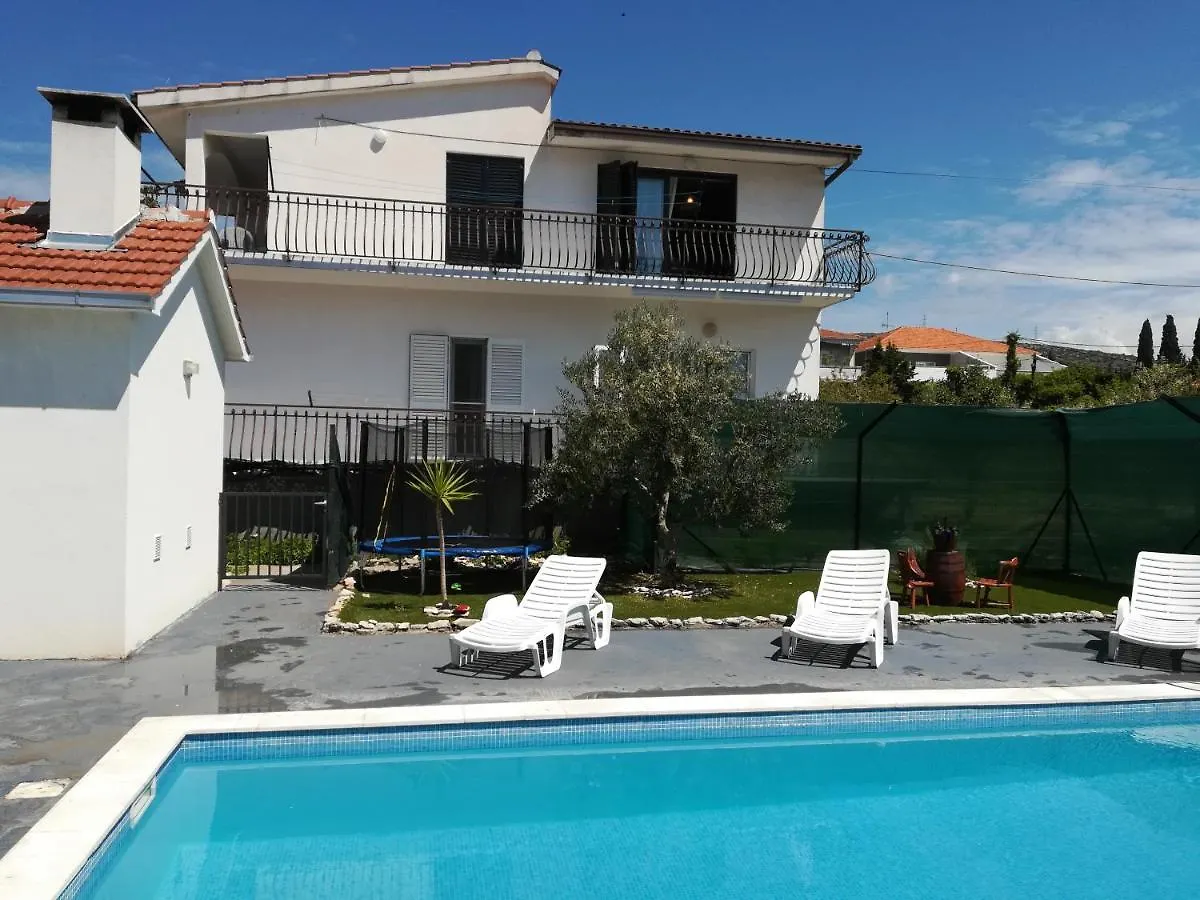 Villa Bellava Trogir 0*,  Croatia
